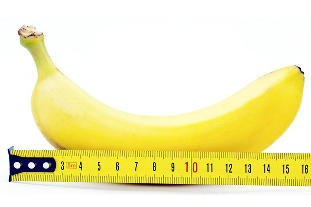 une banane avec une règle symbolise la mesure du pénis après la chirurgie